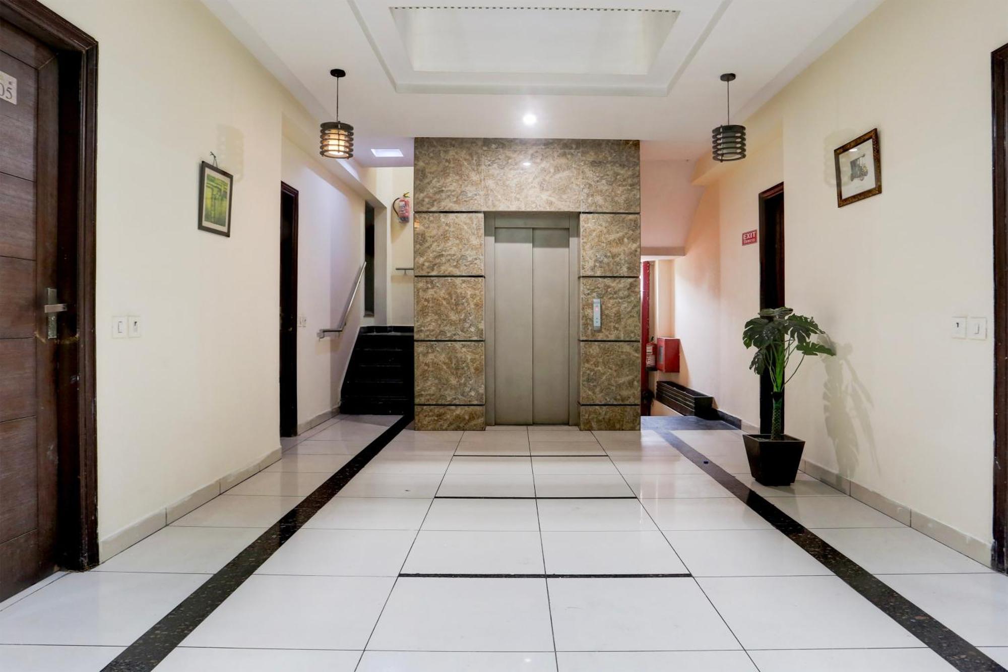 Super Collection O Railway Station Road Near Clock Tower Hotel Ludhiana Exterior foto
